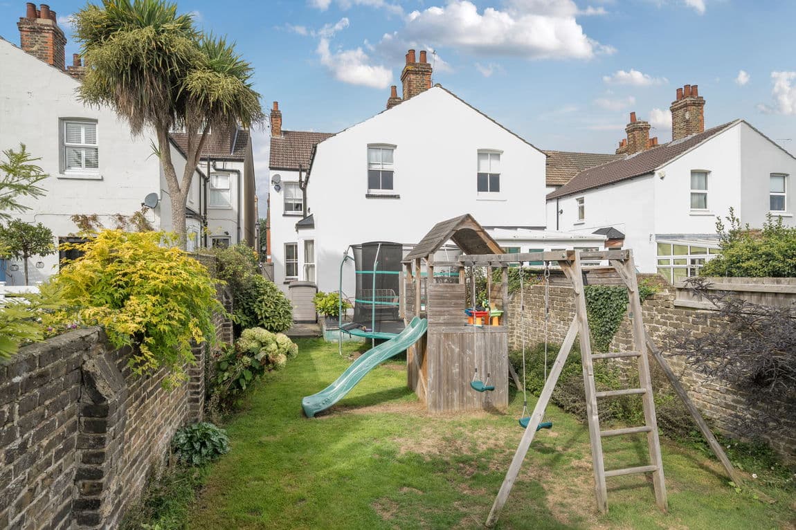 SALE AGREED BY KAYLEIGH STEVENS