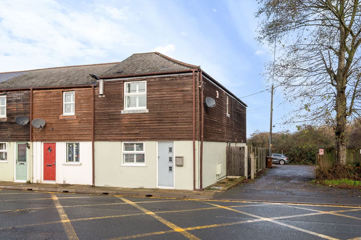 SALE AGREED BY KAYLEIGH STEVENS