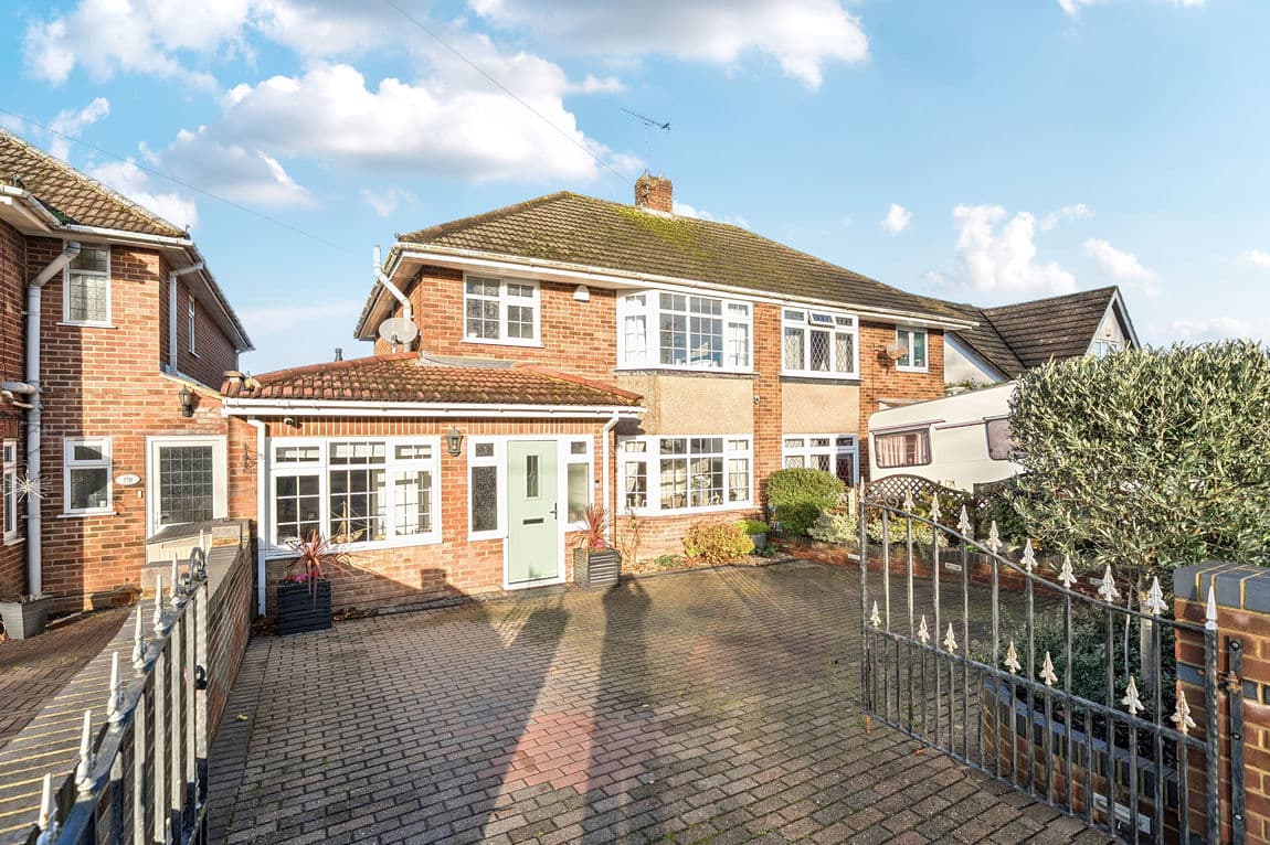 Beautifully Extended Family Home – Maidstone Road