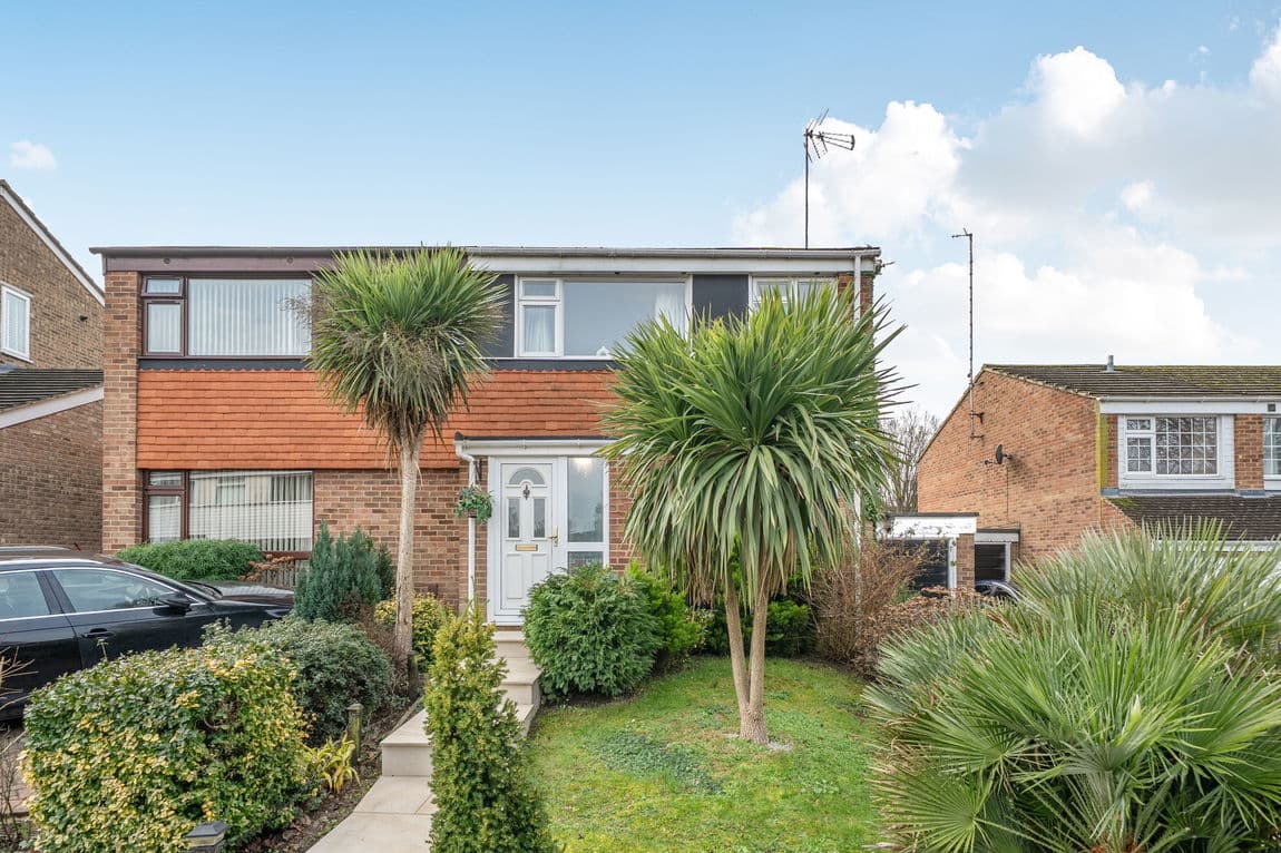 Extended, Driveway, Over 1000sq ft – Cul-De-Sac