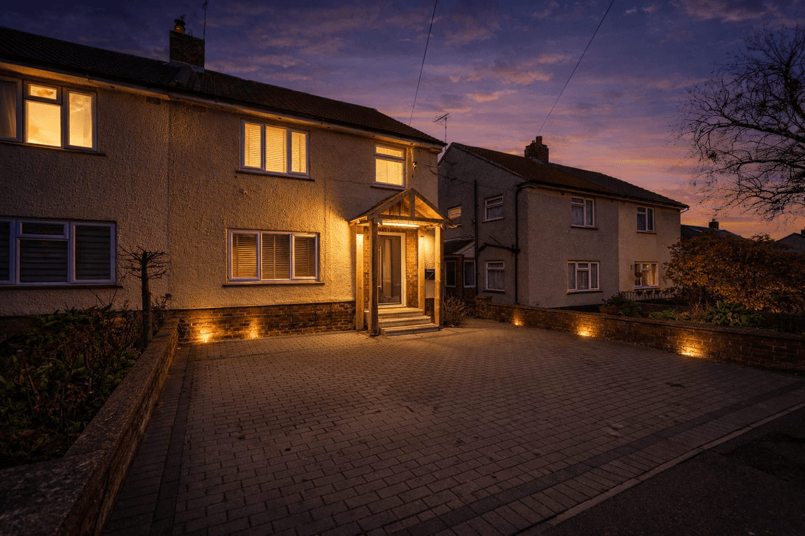 Extended Family Home with Near 100ft West Facing Garden