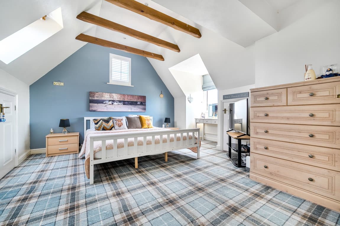 Three Bedroom Semi-Detached Townhouse | Balcony with Open Views | Garage & Parking