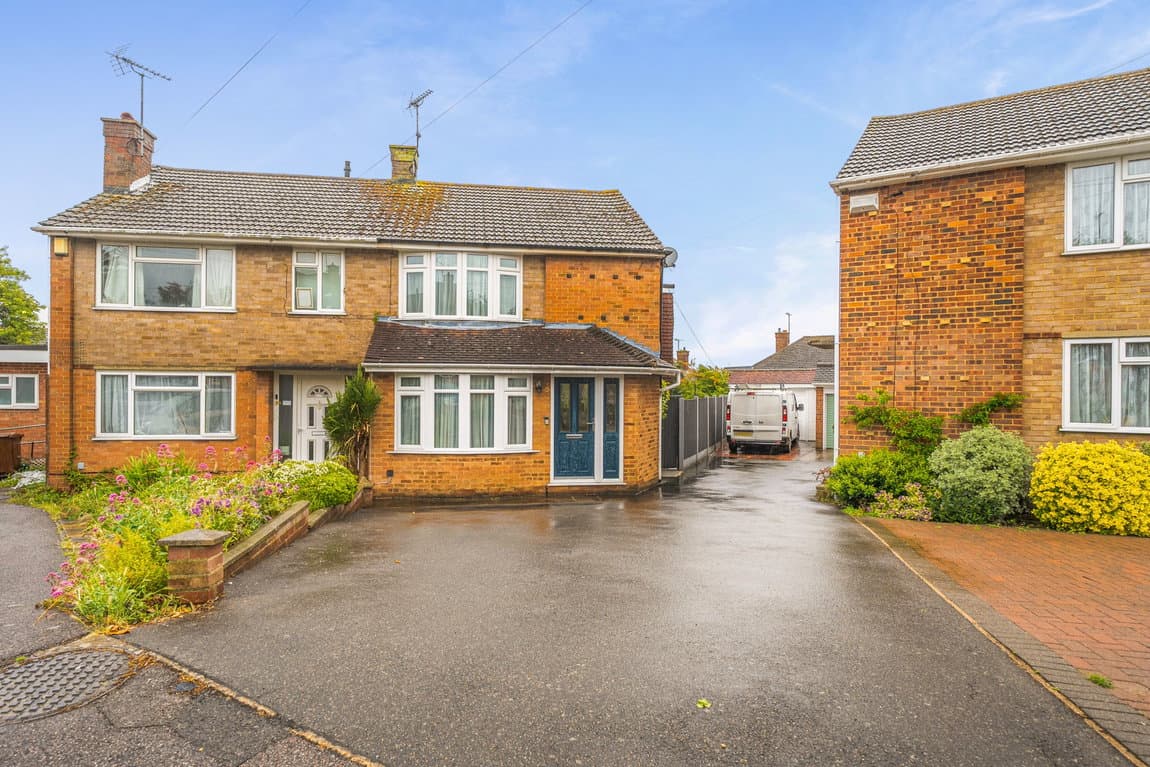 SALE AGREED BY KAYLEIGH STEVENS