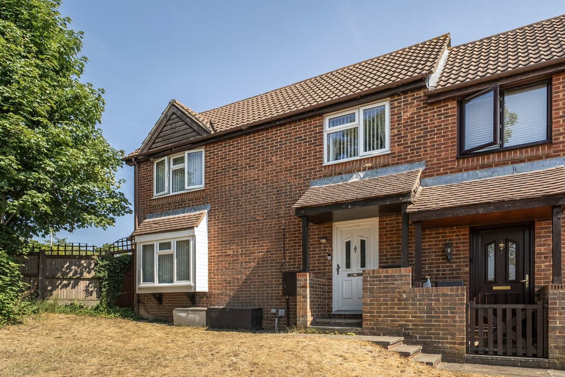 A Lovely Place to Start | 2 Bedroom Semi-Detached Home | Allocated Parking | Close to Station