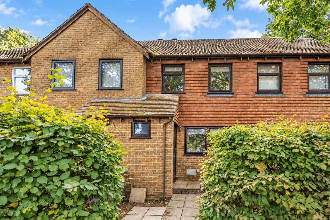 Stunning Walderslade Woods | Two Double Bedrooms | New Fitted Bathroom | Garage and Parking