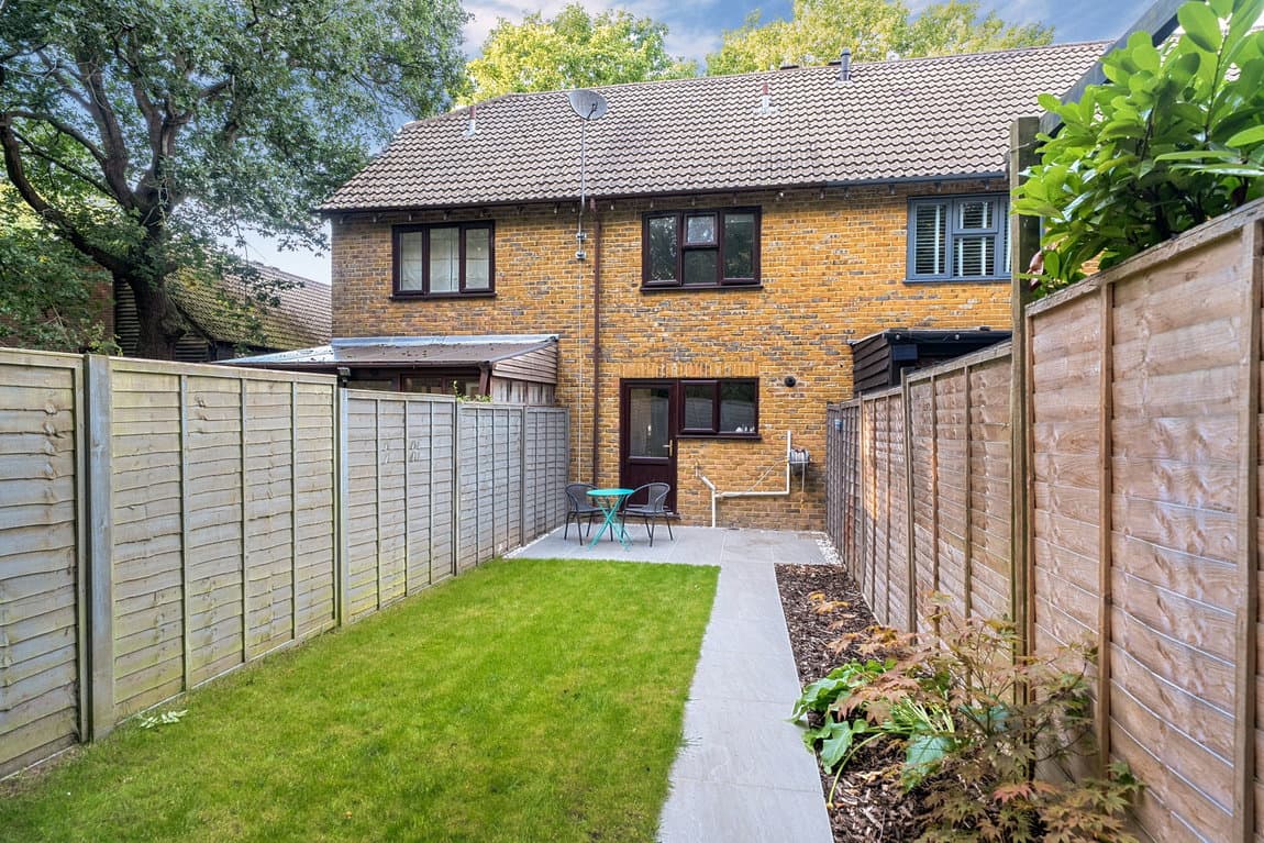 Stunning Walderslade Woods | Two Double Bedrooms | New Fitted Bathroom | Garage and Parking